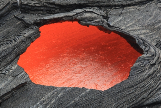 define basaltic magma