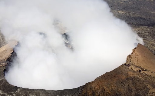 what to do before a volcano