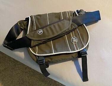 crumpler bag singapore